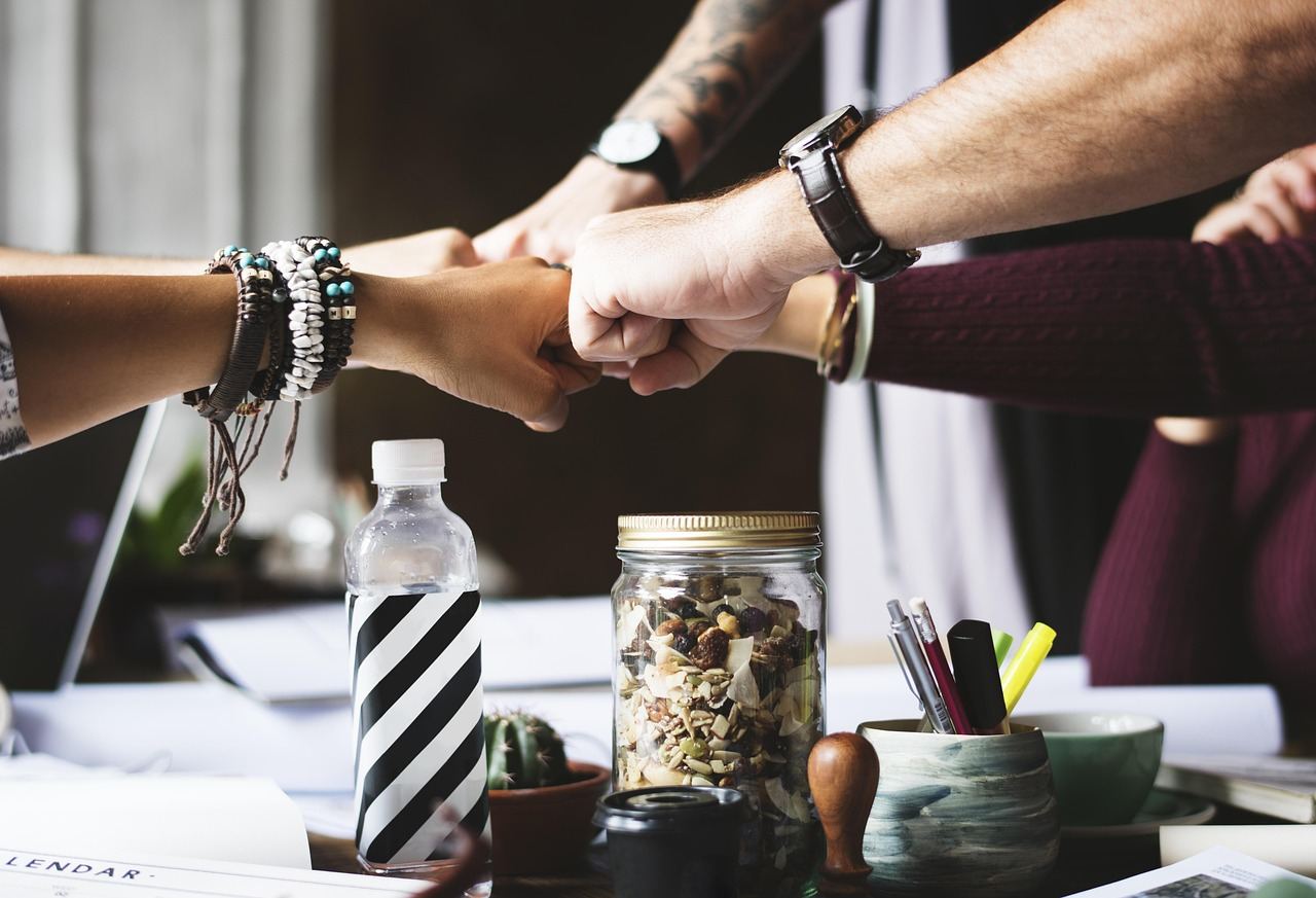 What are the benefits of using Huubr?